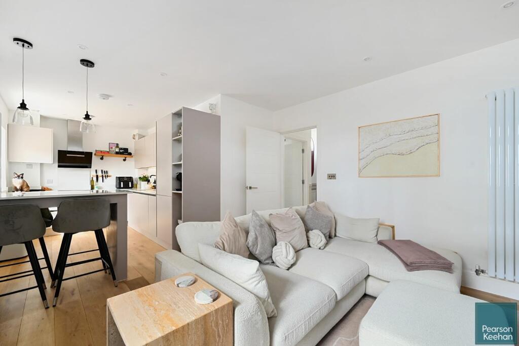 85 Drove Road, Portslade, BN41 (13).jpg