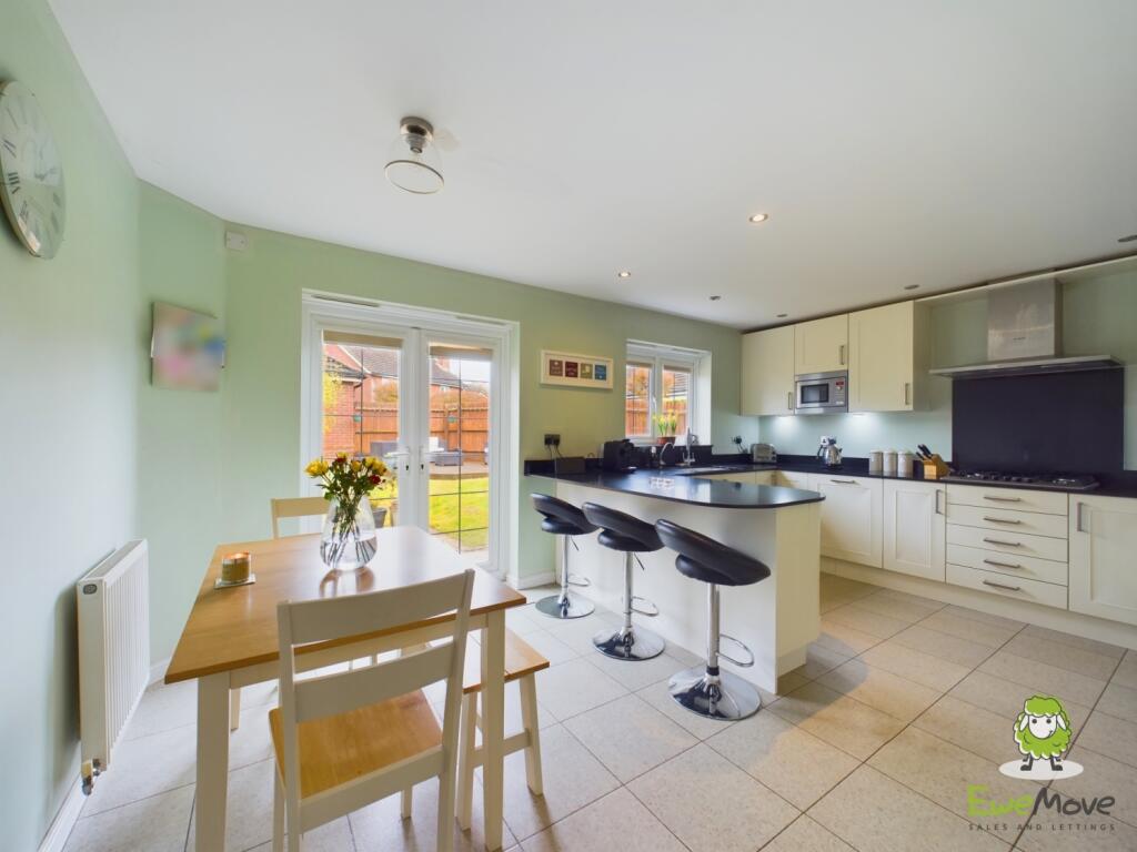 Kitchen Diner