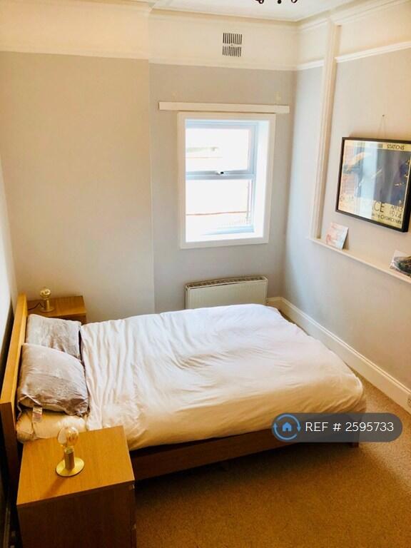 Larger Master En-Suite Double Bedroom