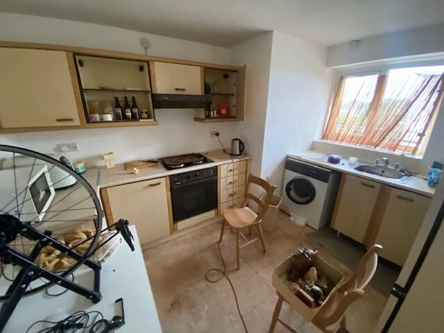 Kitchen 2 T202508051049.jpg