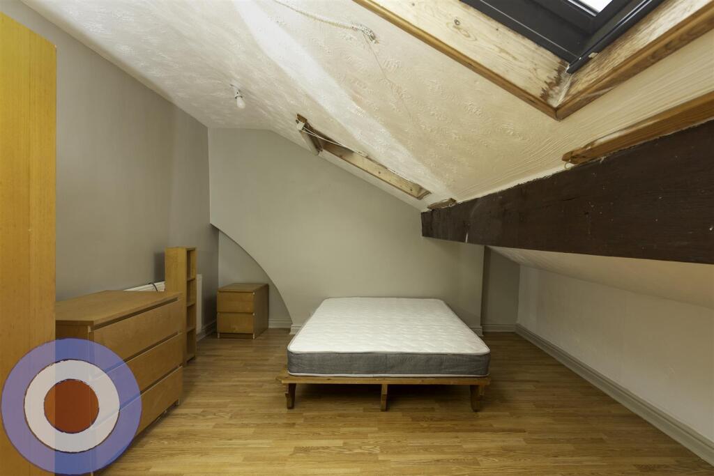 bed_5-Edit.jpg