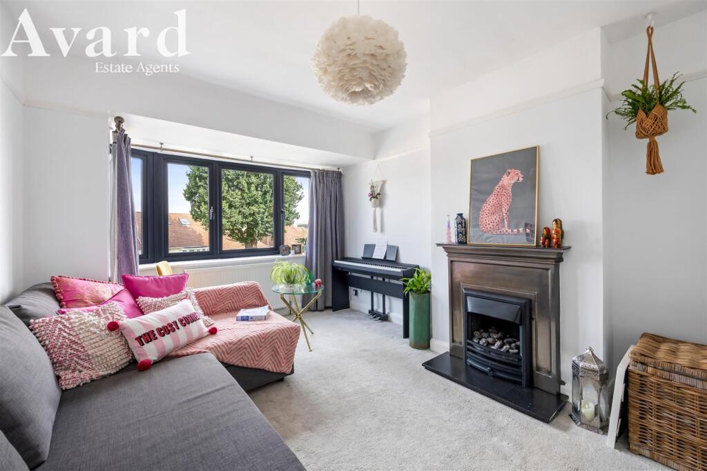 Greenfield Crescent, 46-008.JPG