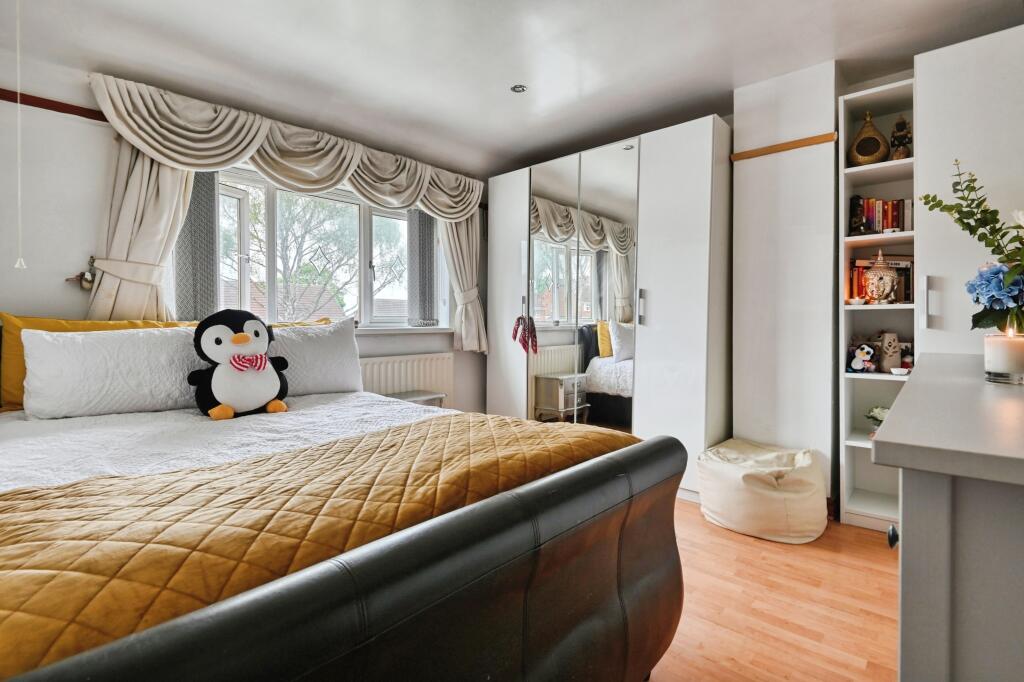 Bedroom 2A