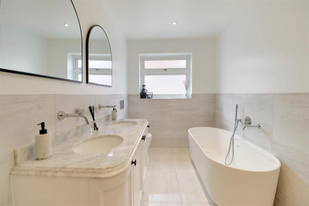 SUGDEN AVENUE NEW-16.jpg