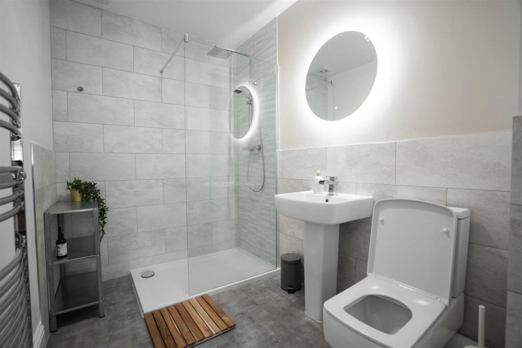 Litton Mill Flat 16 (Max Property Photography) (92