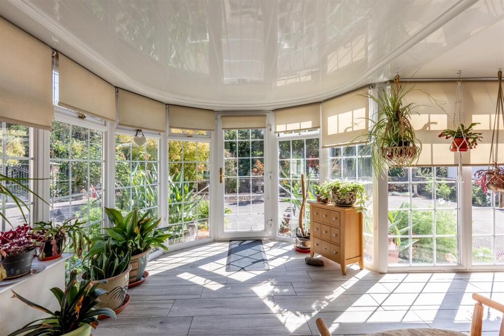 Lyndale, Over Lane Garden Room.jpg