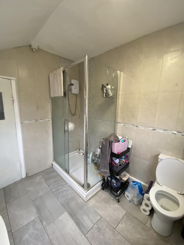 5fc67848c9bd3846025357.jpg