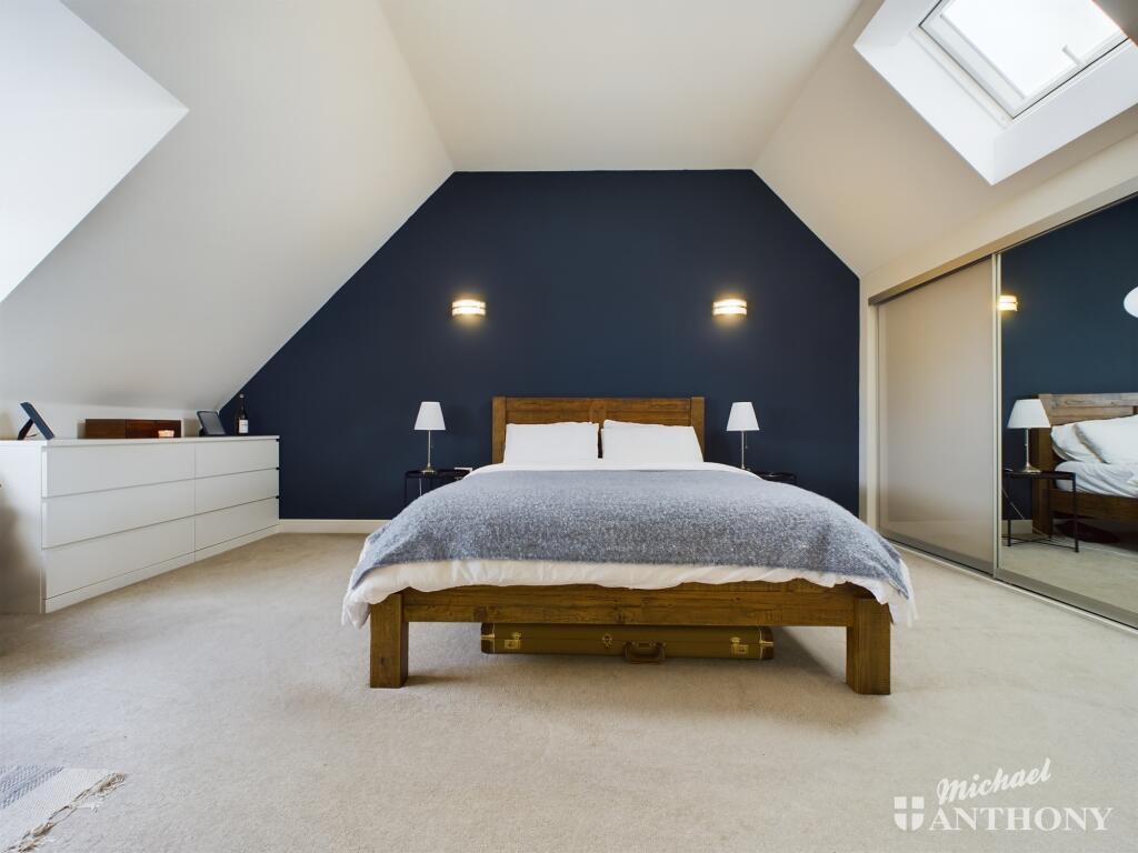 CAM02773G0-PR0226-STILL011