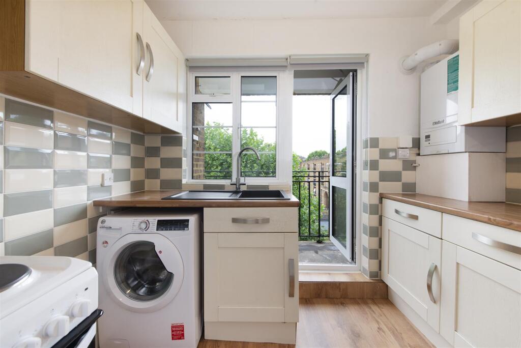 52845 Hi res (4).jpg