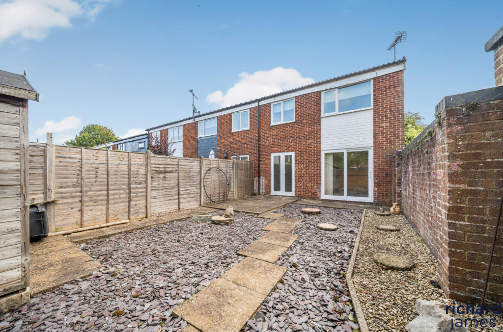 5bbf96b6-1999-482...