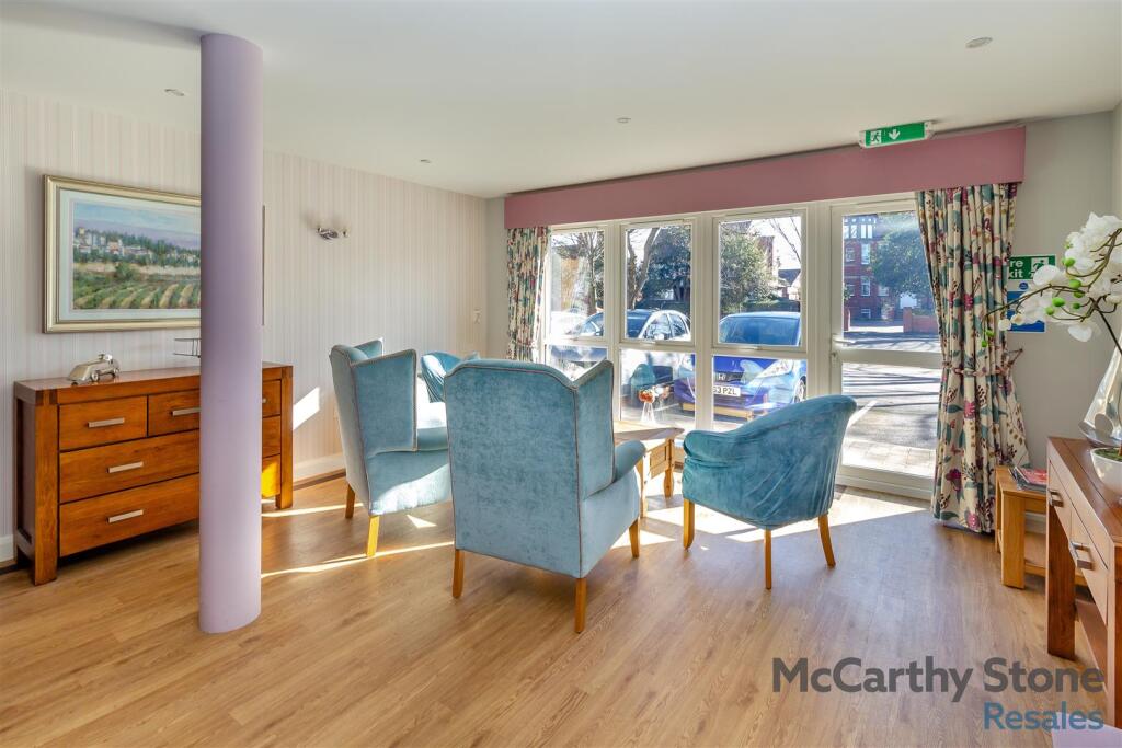 8638089-interior11.jpg