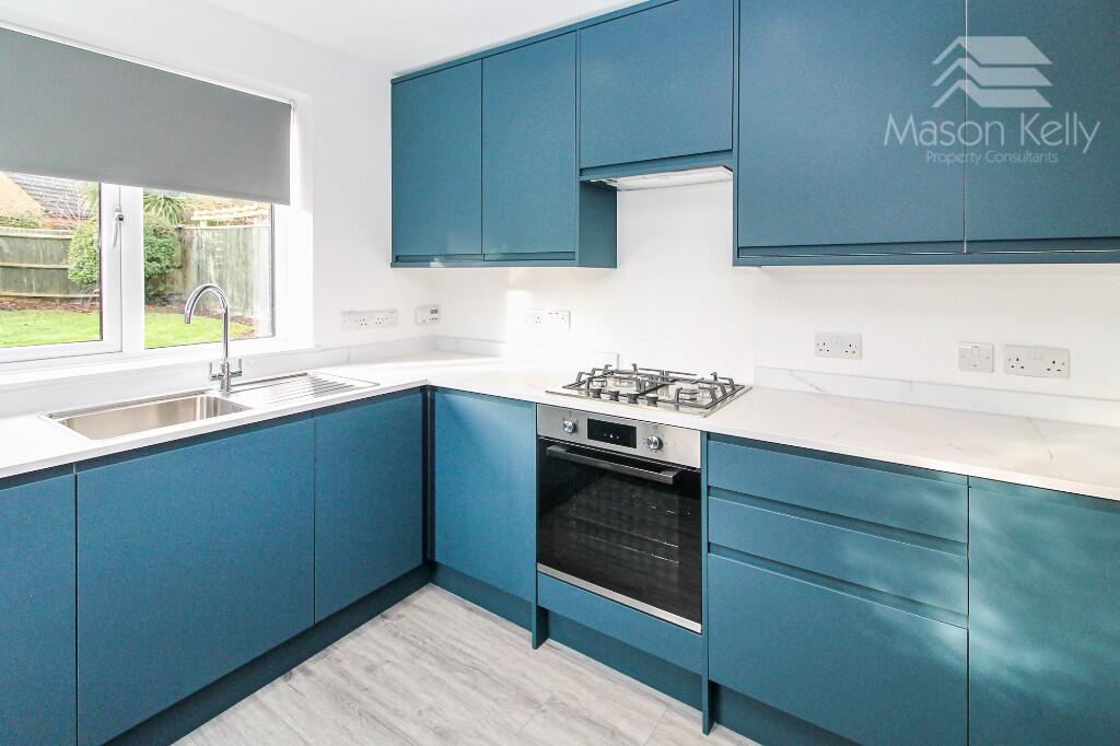 RE-FITTED KITCHEN