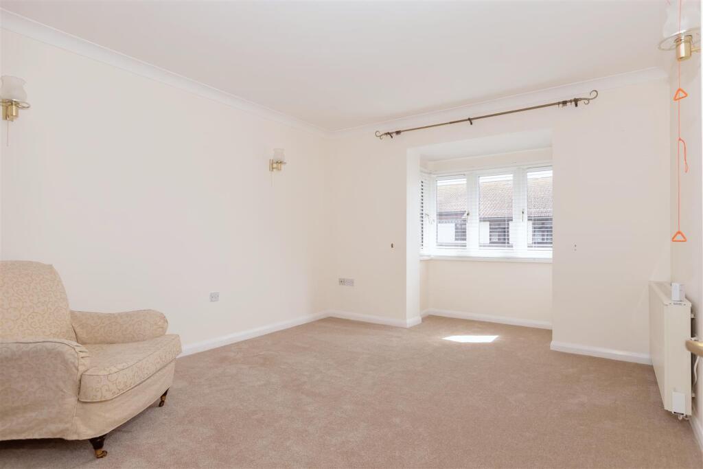 Birch Tree Court_4.jpg