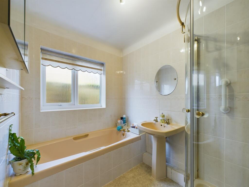 CAM02386G0-PR0074-STILL038 - Copy