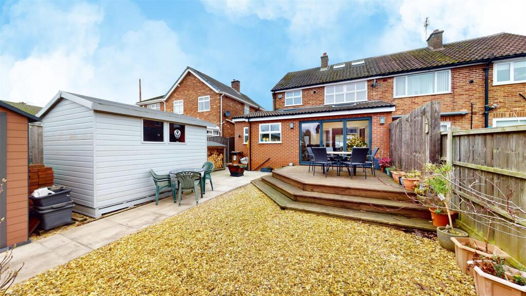 Eagle Crescent Rear Garden