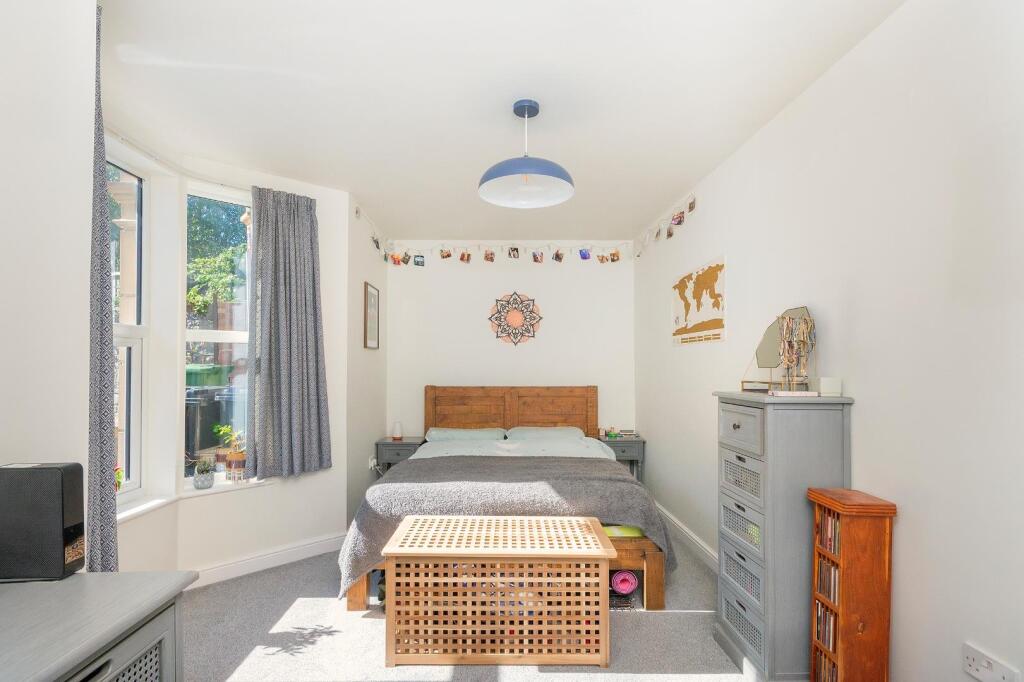 3S2LRHD - Bedroom E.jpg