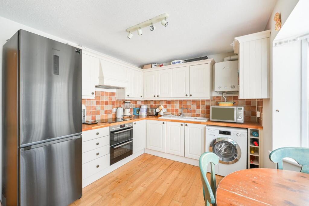 CARDINAL CLOSE (2).jpg