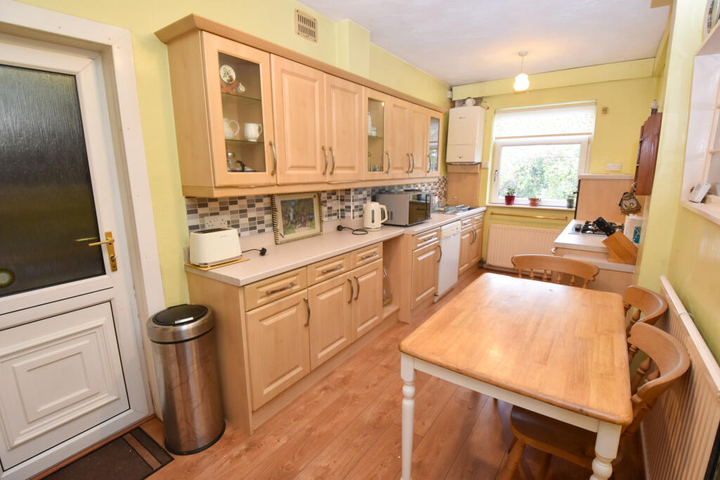 Derwent Road, Flixton, M41