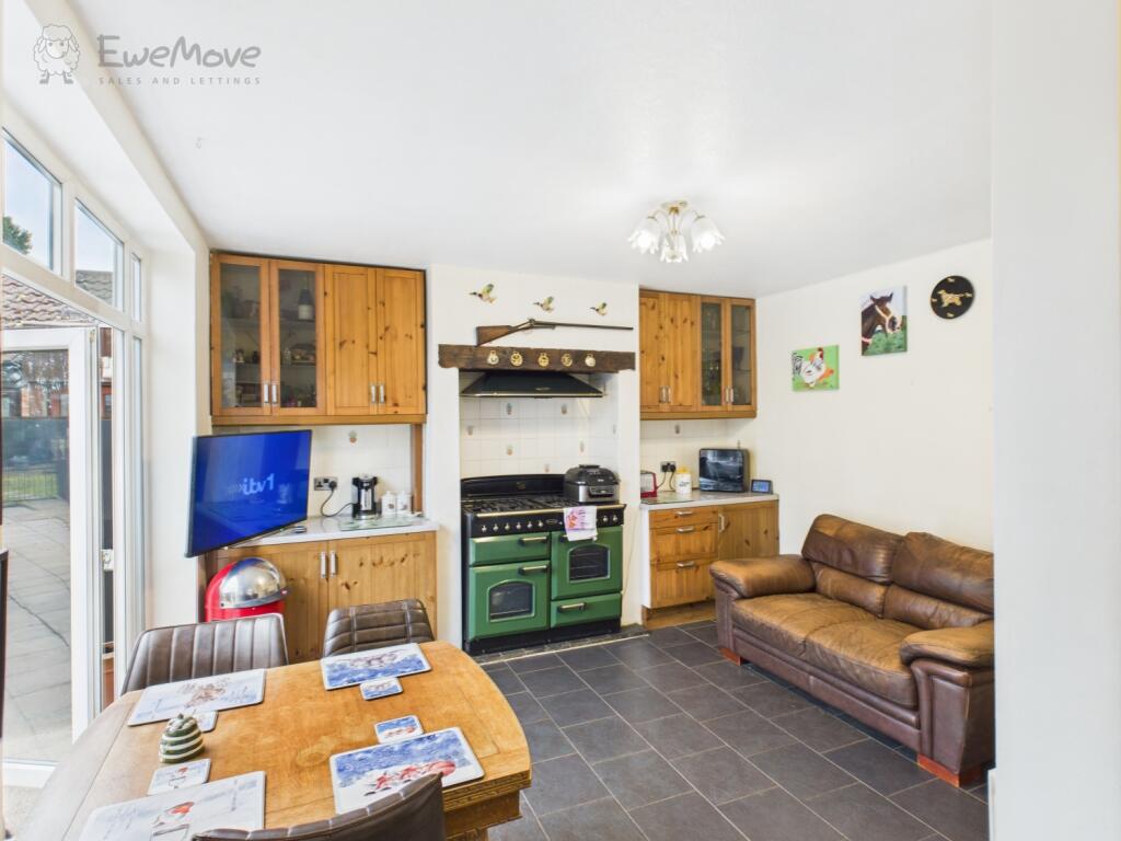 CAM05065G0-PR0009-STILL007