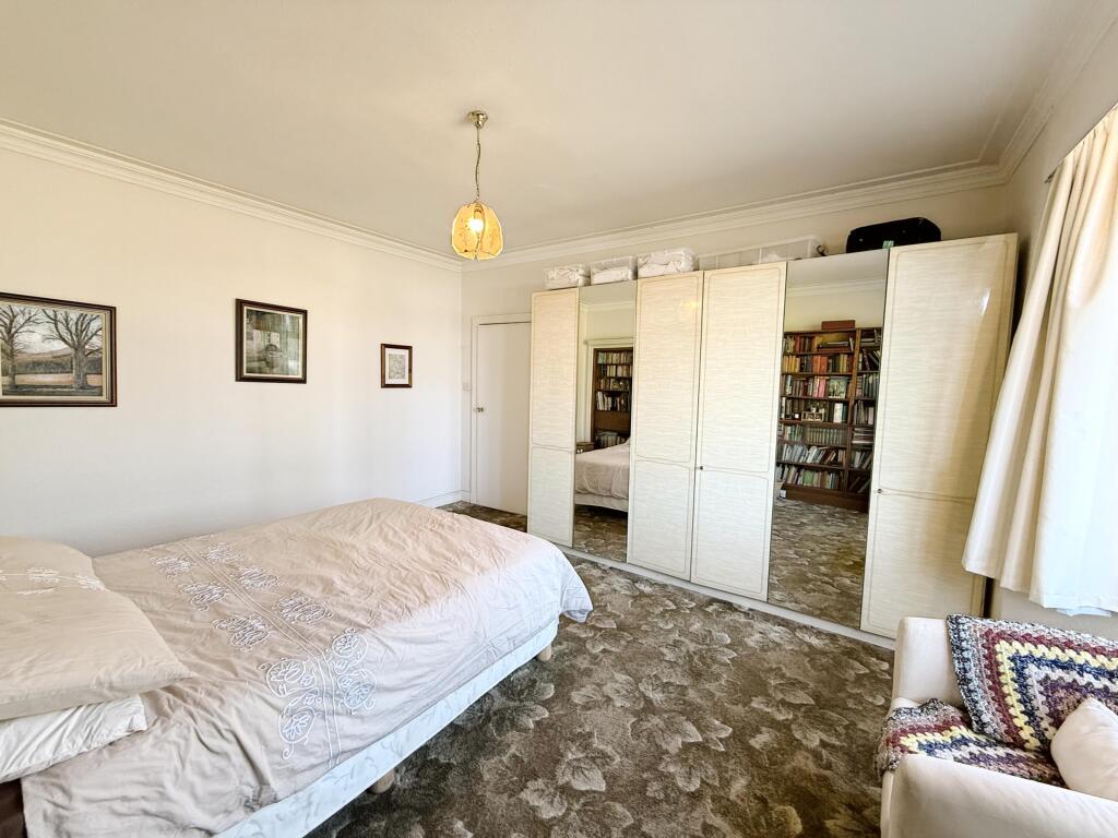 Bed 1 angle 