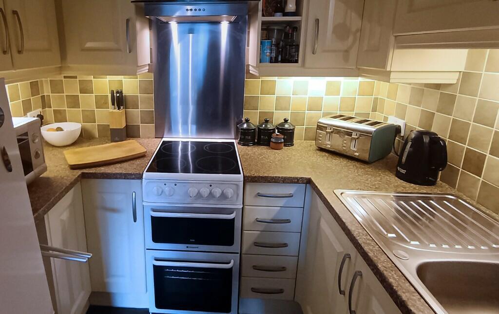 kitchen3.jpg