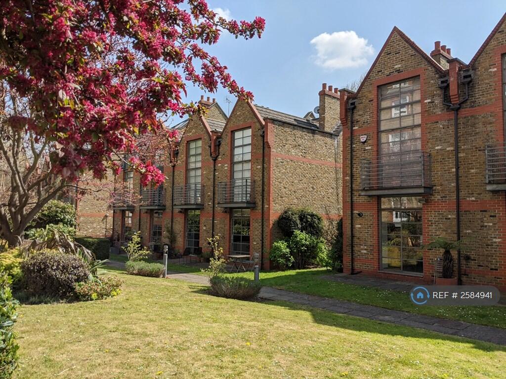 End Terrace (Middle Of Photo)