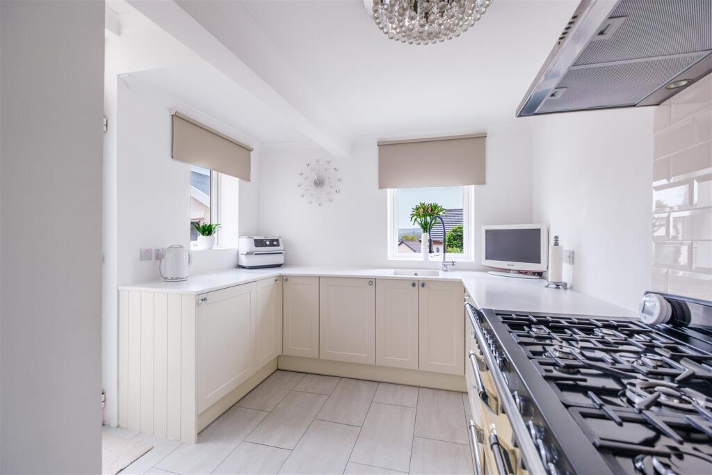 Beechwood Crescent-18.jpg