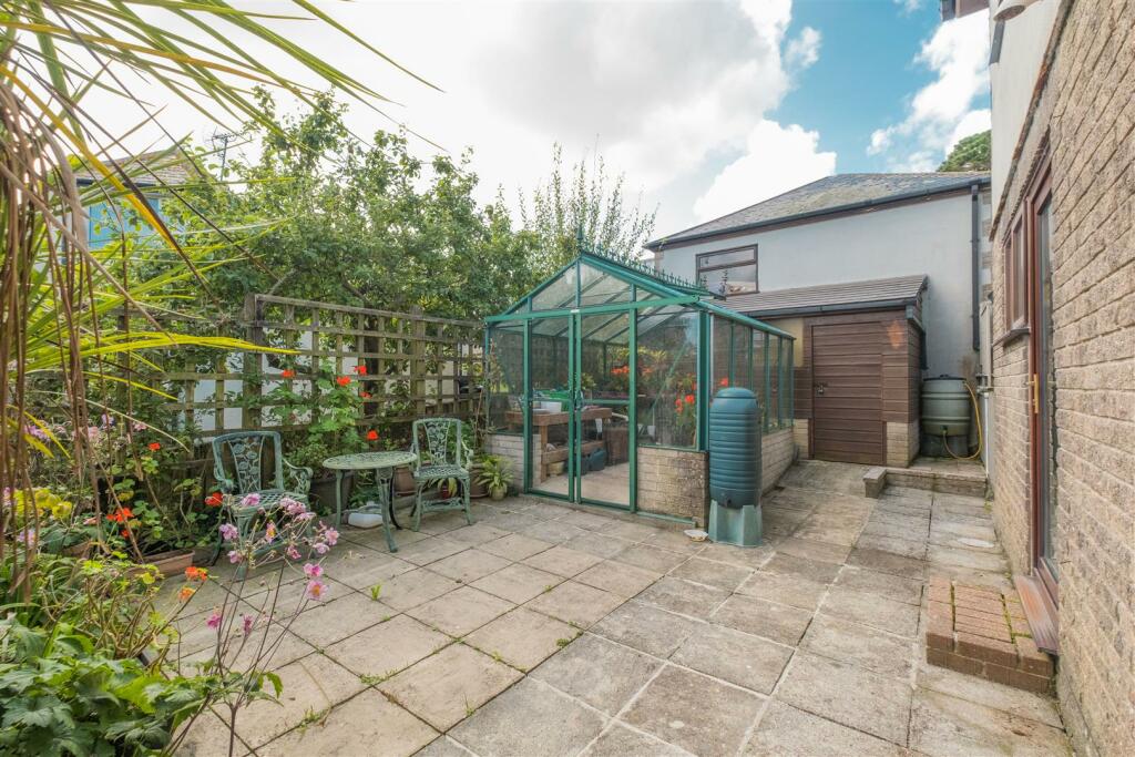 Parry_September House Looe-4.jpg