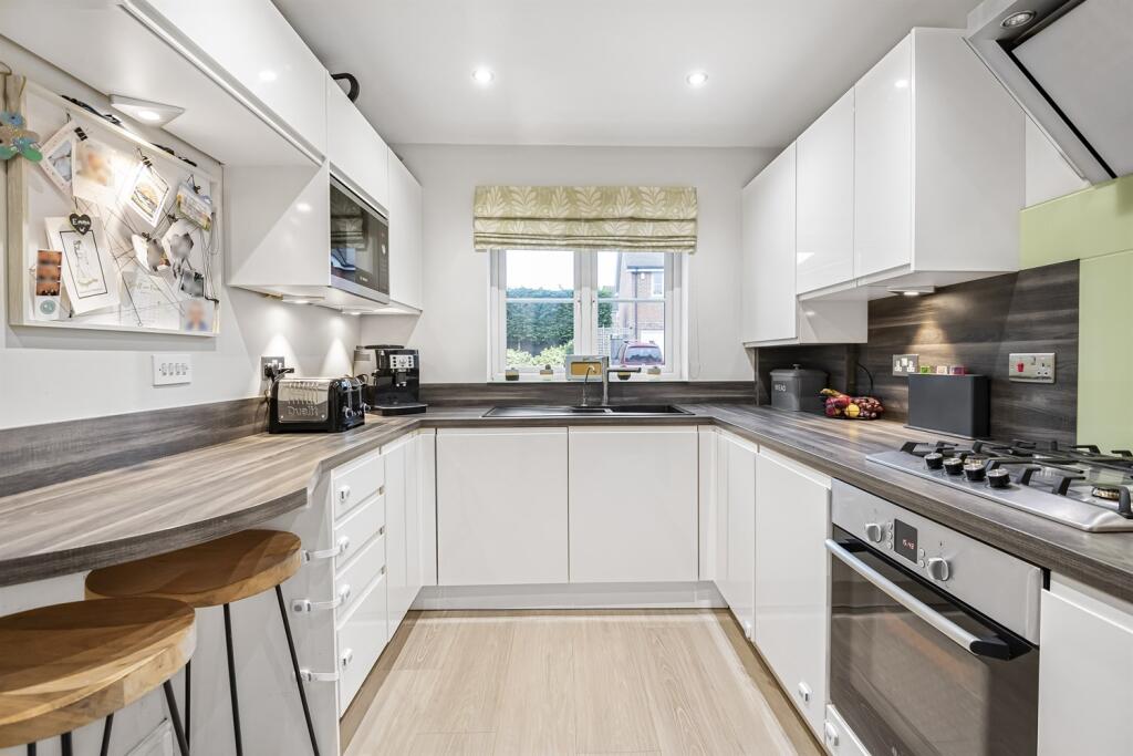 Kitchen/Breakfast Ro