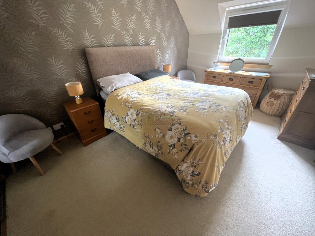 Bedroom 1a.JPG