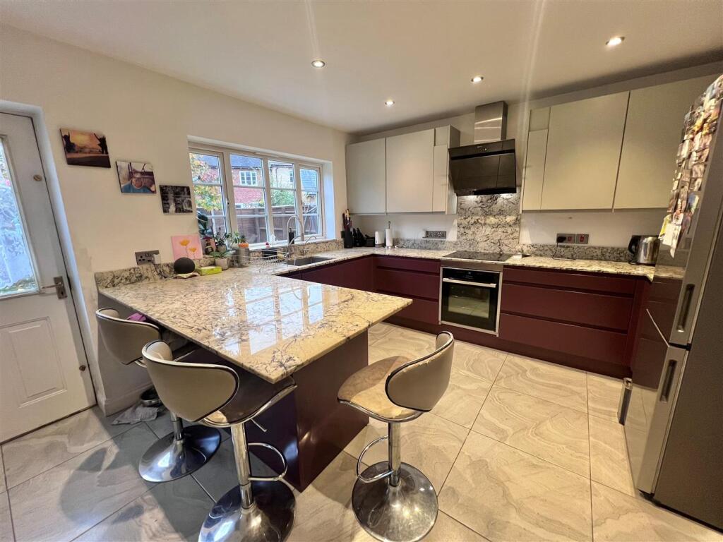 Kitchen 2 use.jpg