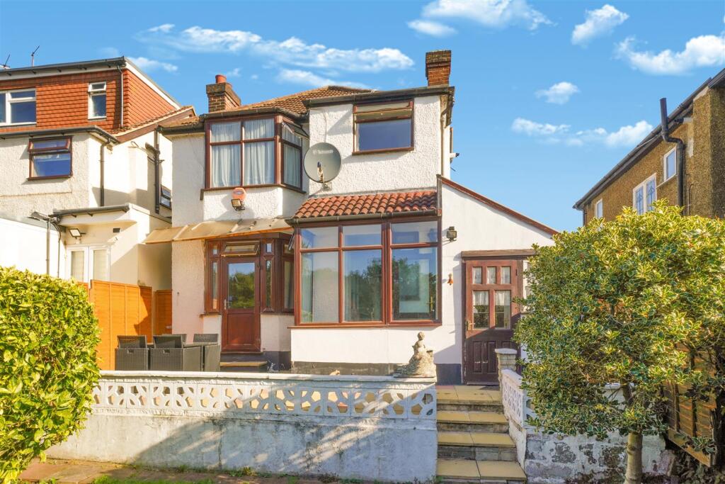 36 Cavendish Avenue - p0YMdmoTfL9CzDhsBxIG.jpg