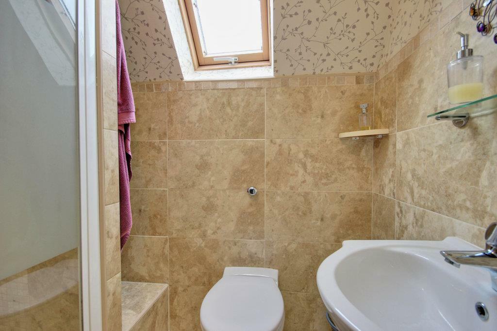 First floor Shower