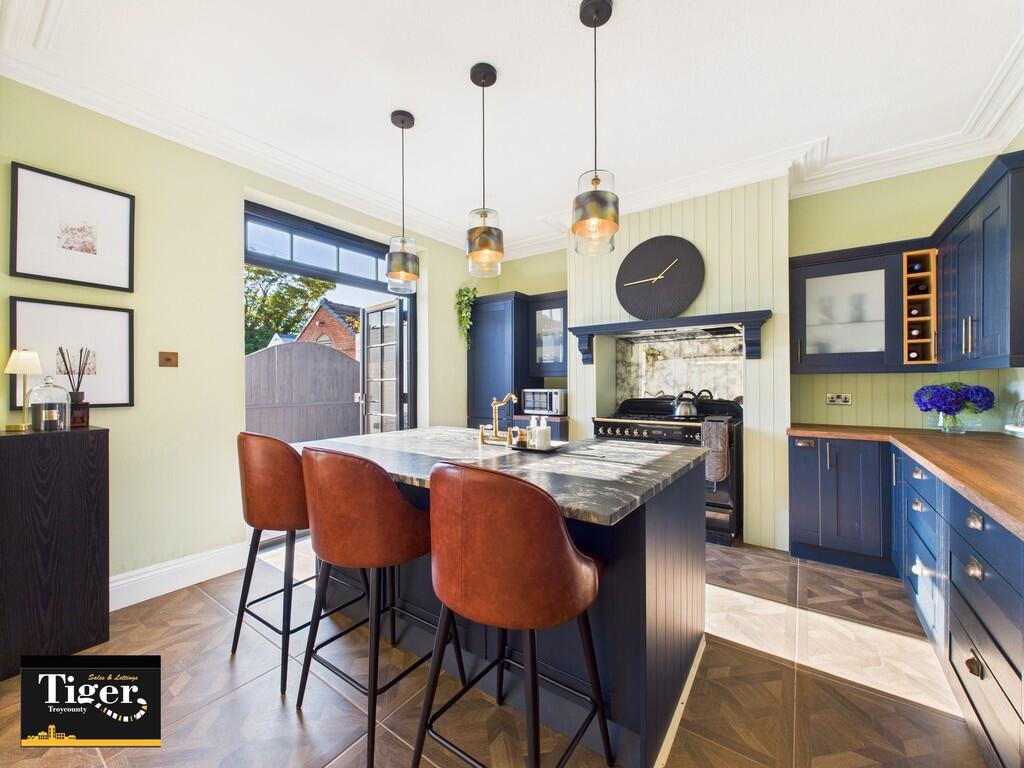 CAM03440G0-PR0391...