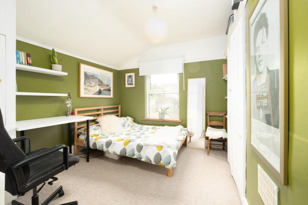 366 Wells Road, BS4--18.jpg