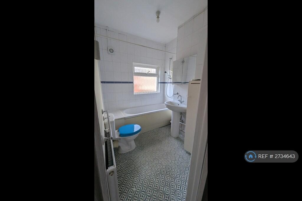 Bathroom &amp; Toilet