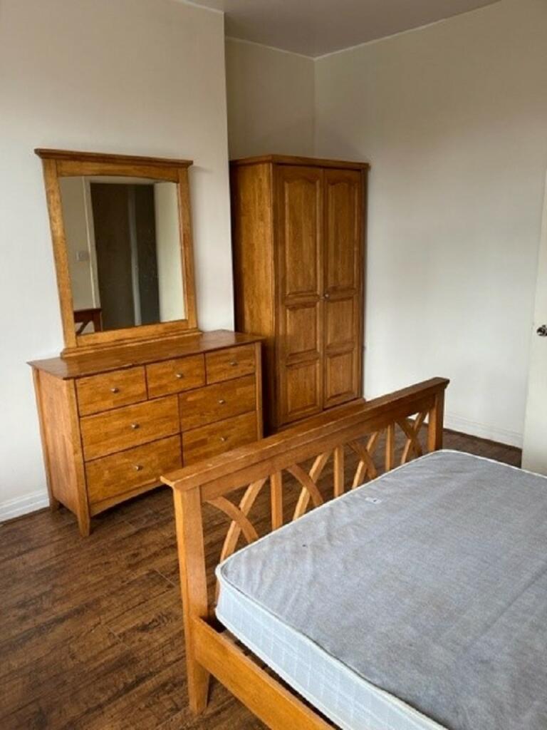 Bed 1 photo
