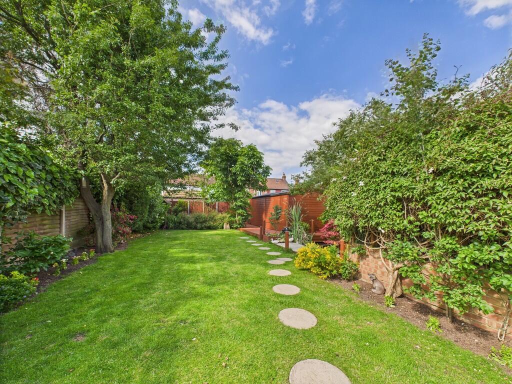 CAM01835G0-PR0217...