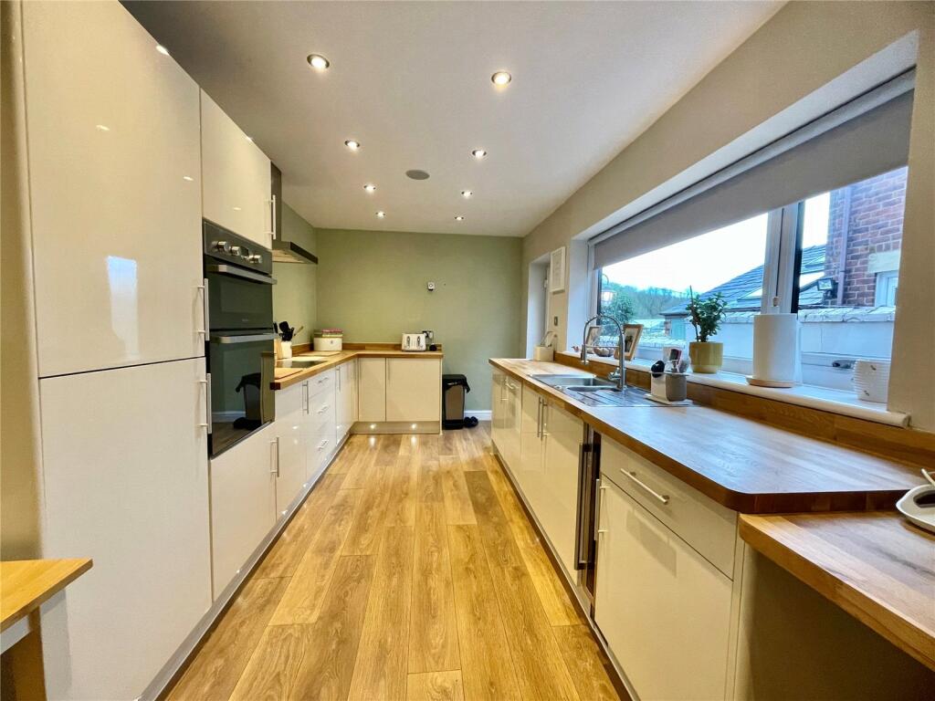 Breakfast Kitchen