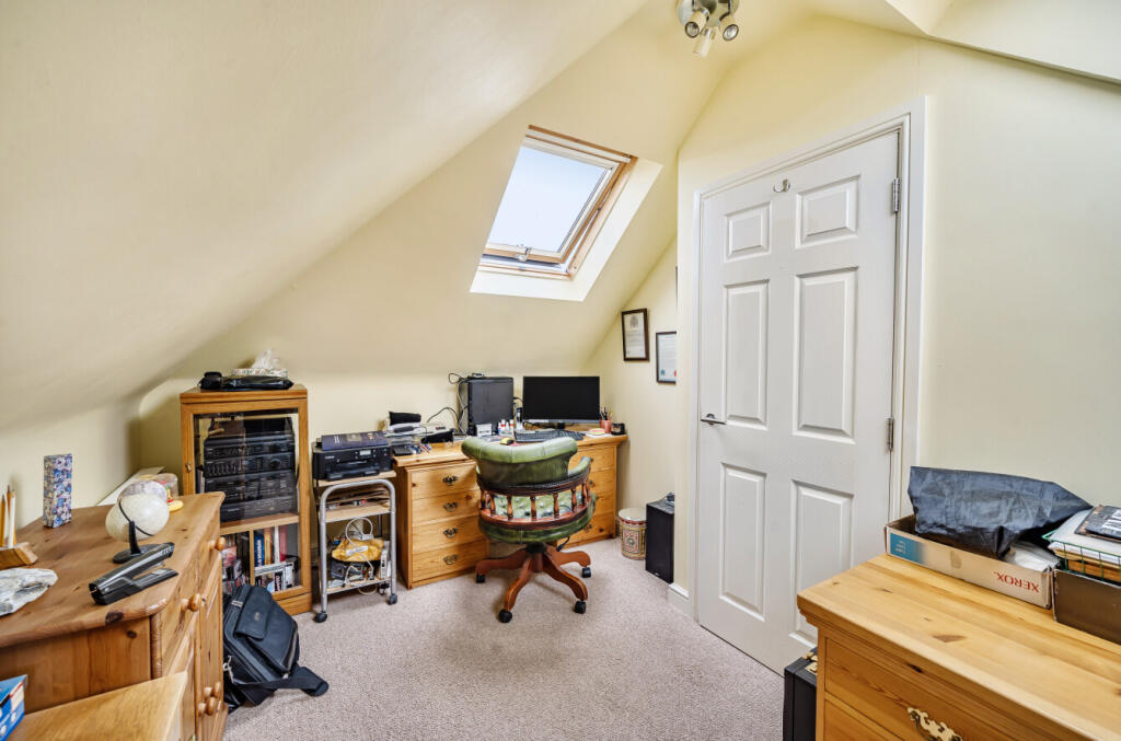 1328380-1-6880f90...