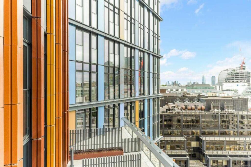 One Crown Place, N1301 (23).jpg