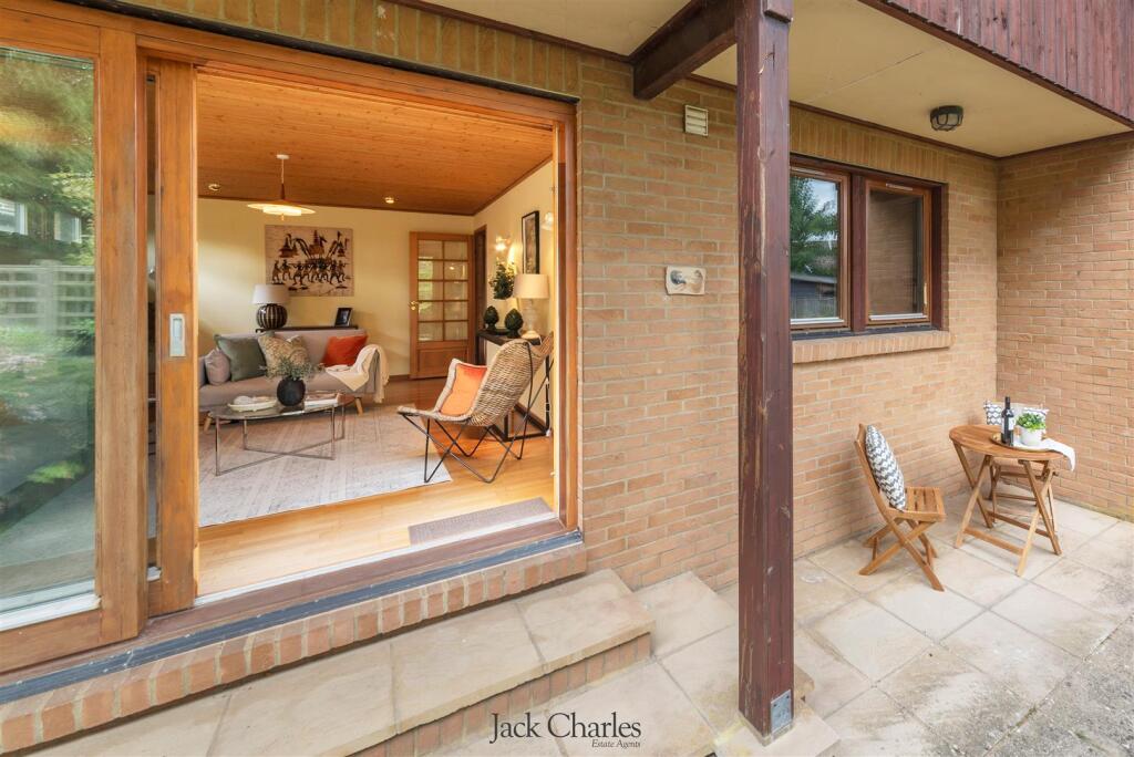 128a Higham lane-55.jpg