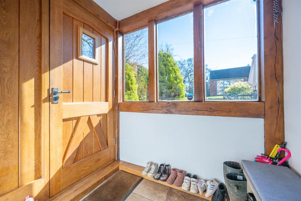 Rear Porch/Boot Room