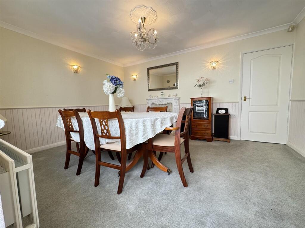 IMG_1235 (Large).JPG