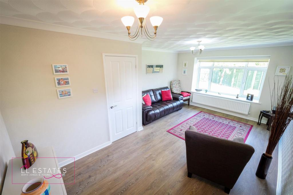 4 Lowther Close-31.jpg