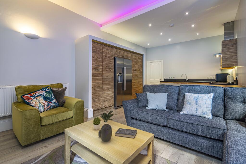 Flat1_8SeelyRoad-12