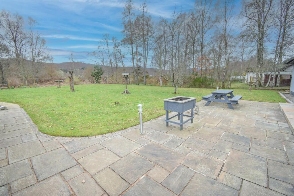 GARDEN (2)-2 EDIT.jpg