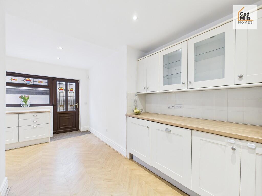 CAM02899G0-PR0070...