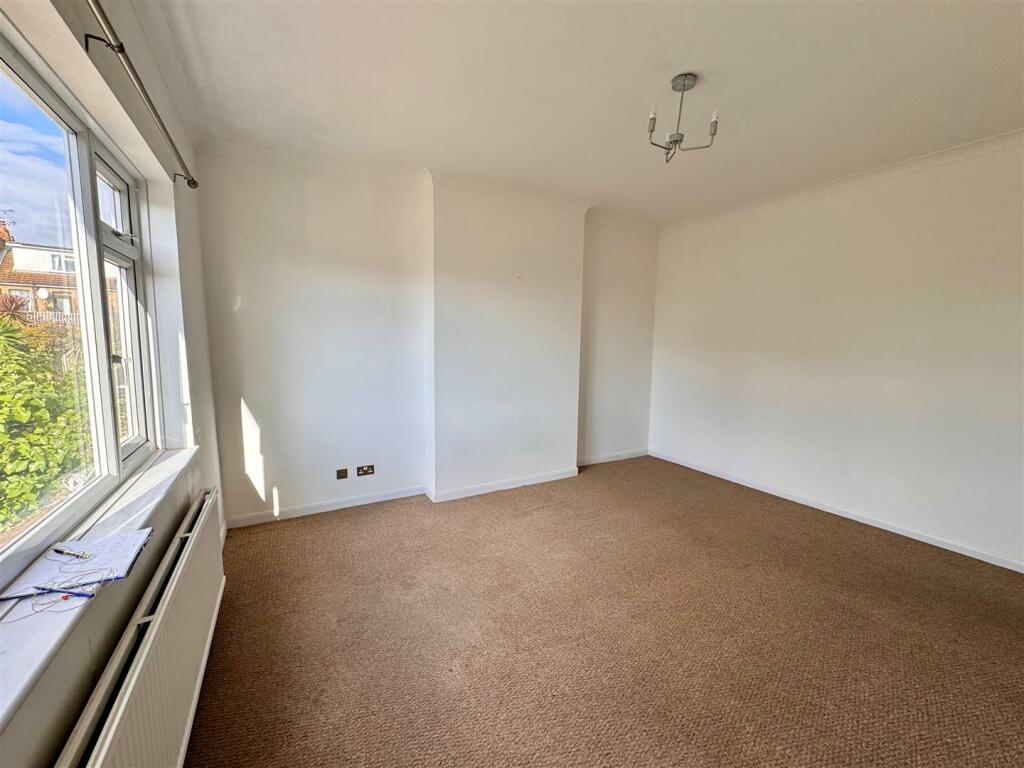 Bedroom.jpg