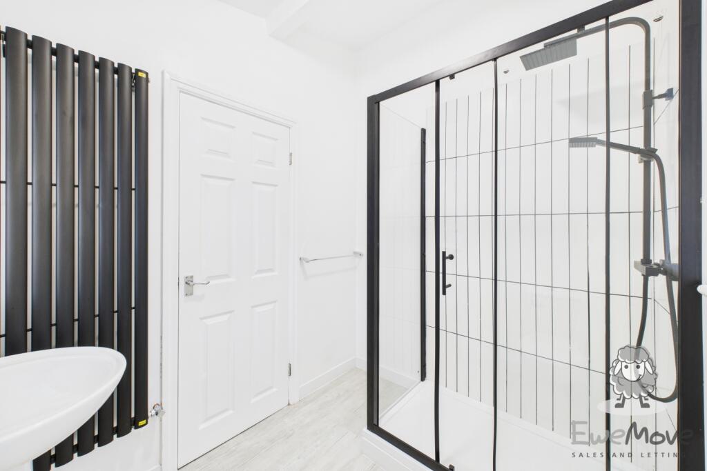 EweMove - Bruce Street 8